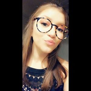 Meet your Posher, Brittney